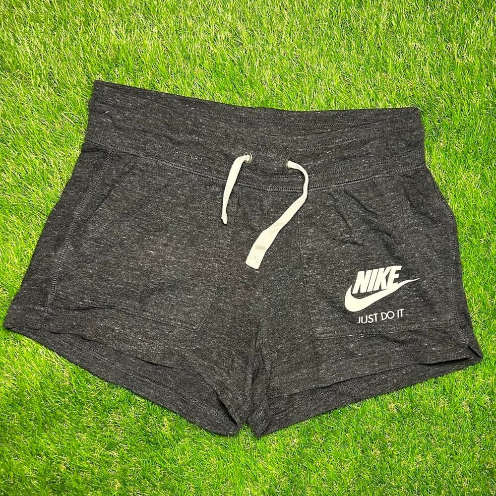 Women's Nike Charcoal Grey and White Shorts - Size XS - Super Comfy!